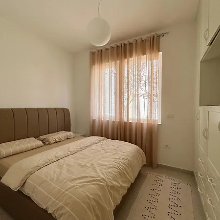 Villa Villalalez *